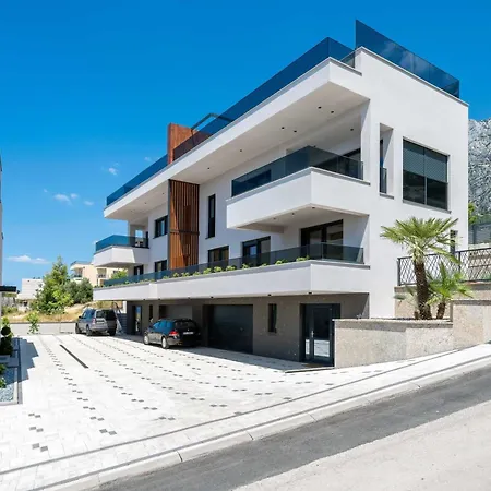 Luxury Tea With Heated Pool * Makarska