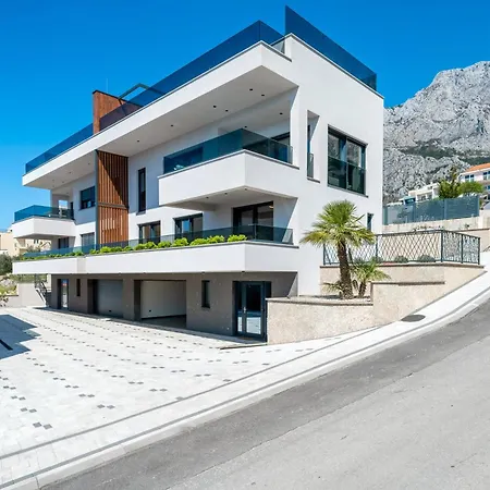 Villa Luxury Tea With Heated Pool